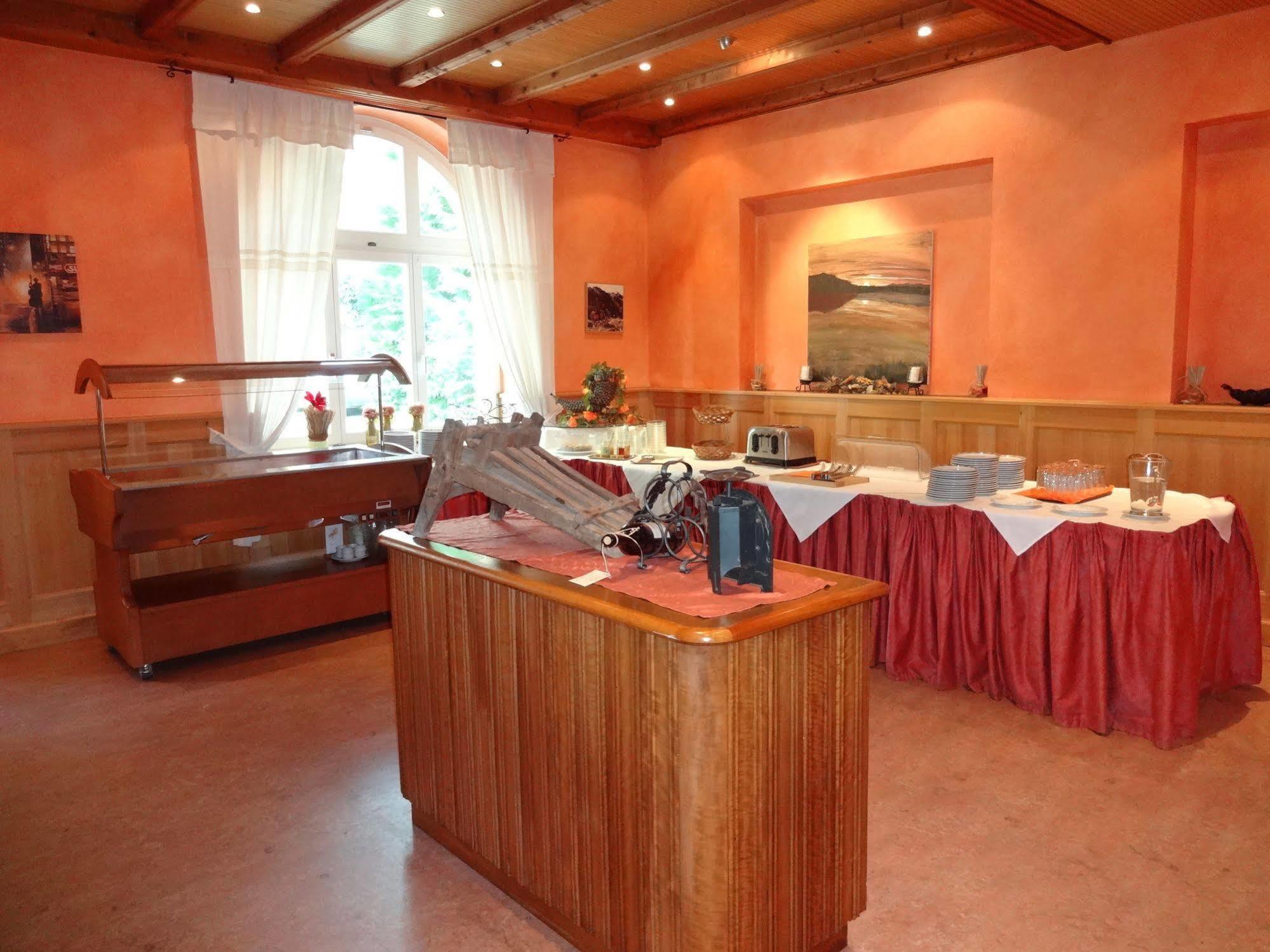 Hotel Schweizerhof Weggis Ngoại thất bức ảnh